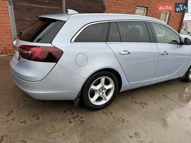 Сірий Опель Інсігнія, об'ємом двигуна 1.96 л та пробігом 176 тис. км за 14100 $, фото 5 на Automoto.ua