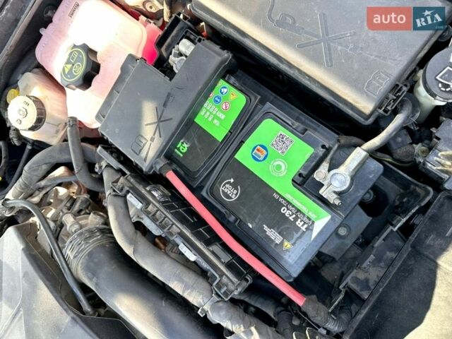 Серый Опель Инсигния, объемом двигателя 1.96 л и пробегом 203 тыс. км за 15000 $, фото 36 на Automoto.ua