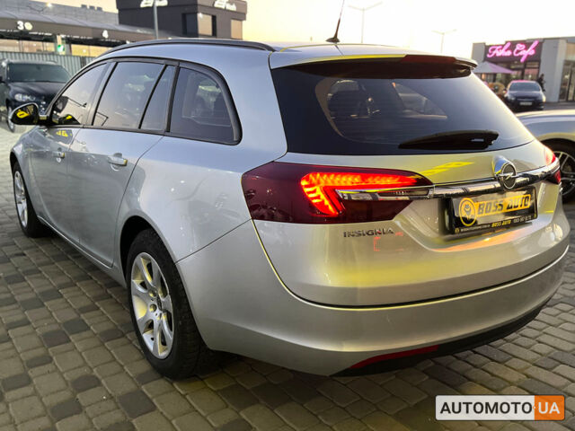Сірий Опель Інсігнія, об'ємом двигуна 1.6 л та пробігом 208 тис. км за 9800 $, фото 4 на Automoto.ua