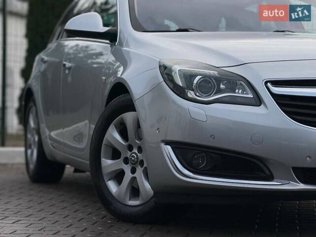 Сірий Опель Інсігнія, об'ємом двигуна 2.01 л та пробігом 212 тис. км за 10650 $, фото 4 на Automoto.ua