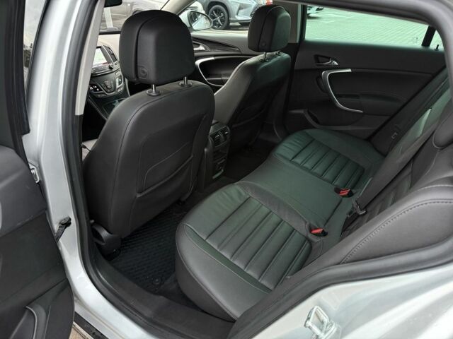 Серый Опель Инсигния, объемом двигателя 2 л и пробегом 212 тыс. км за 10650 $, фото 13 на Automoto.ua