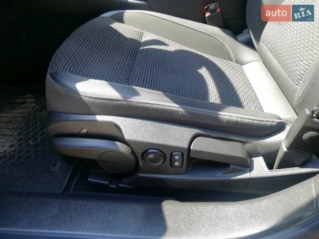 Серый Опель Инсигния, объемом двигателя 1.6 л и пробегом 248 тыс. км за 10999 $, фото 12 на Automoto.ua