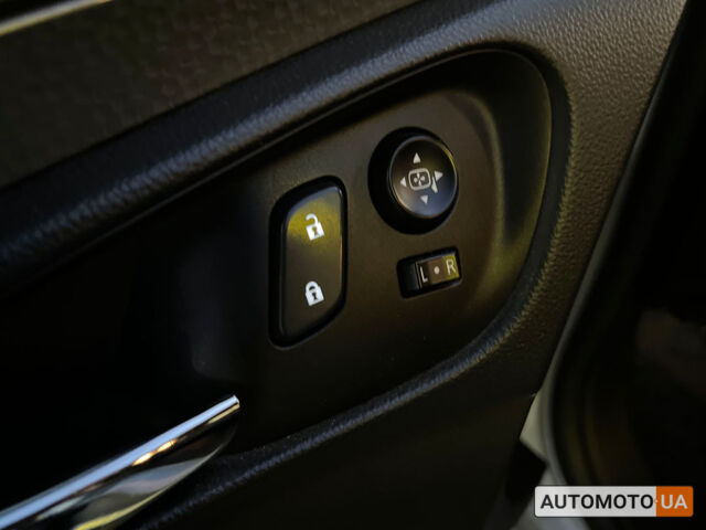 Сірий Опель Інсігнія, об'ємом двигуна 1.6 л та пробігом 208 тис. км за 9800 $, фото 12 на Automoto.ua