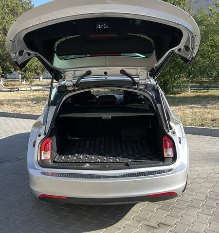 Сірий Опель Інсігнія, об'ємом двигуна 1.6 л та пробігом 198 тис. км за 11250 $, фото 10 на Automoto.ua