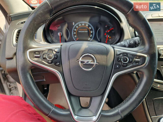 Серый Опель Инсигния, объемом двигателя 2 л и пробегом 208 тыс. км за 12900 $, фото 15 на Automoto.ua