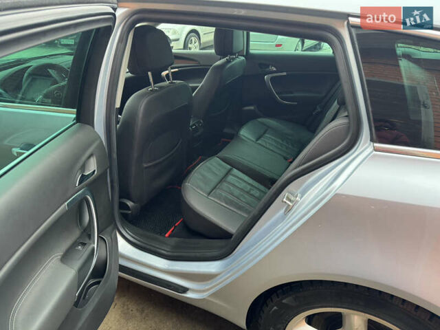 Сірий Опель Інсігнія, об'ємом двигуна 1.96 л та пробігом 176 тис. км за 14100 $, фото 9 на Automoto.ua