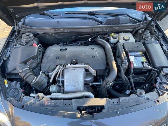 Сірий Опель Інсігнія, об'ємом двигуна 2 л та пробігом 205 тис. км за 13900 $, фото 26 на Automoto.ua