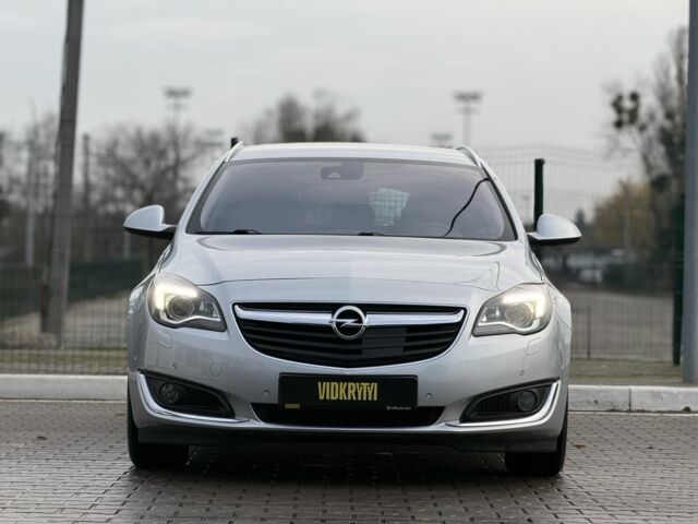 Серый Опель Инсигния, объемом двигателя 2 л и пробегом 212 тыс. км за 10650 $, фото 2 на Automoto.ua