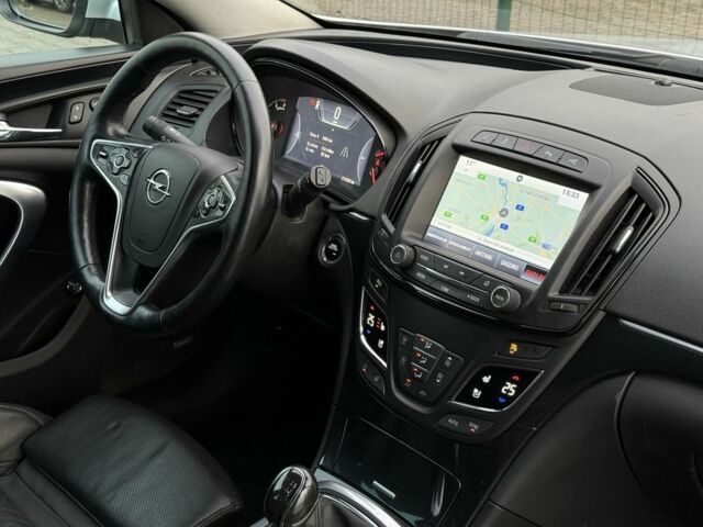 Серый Опель Инсигния, объемом двигателя 2 л и пробегом 212 тыс. км за 10650 $, фото 15 на Automoto.ua