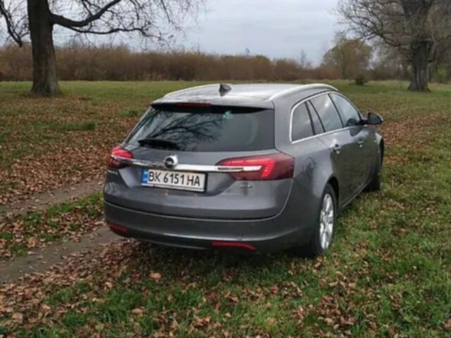 Сірий Опель Інсігнія, об'ємом двигуна 1.6 л та пробігом 225 тис. км за 11000 $, фото 2 на Automoto.ua