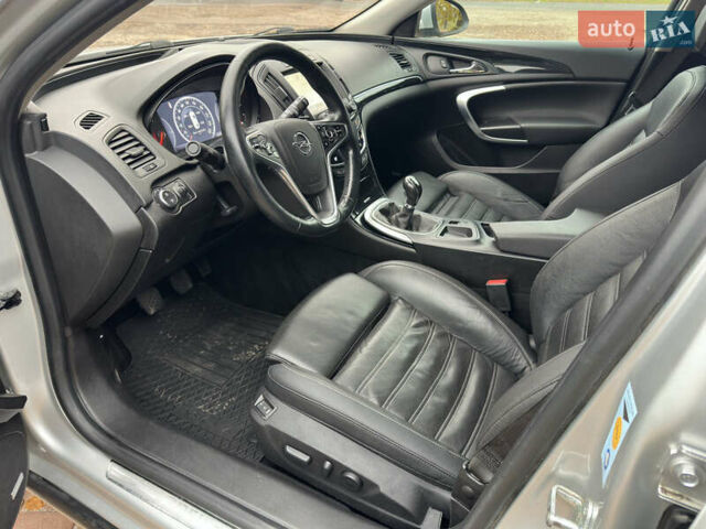 Серый Опель Инсигния, объемом двигателя 1.96 л и пробегом 213 тыс. км за 9900 $, фото 13 на Automoto.ua