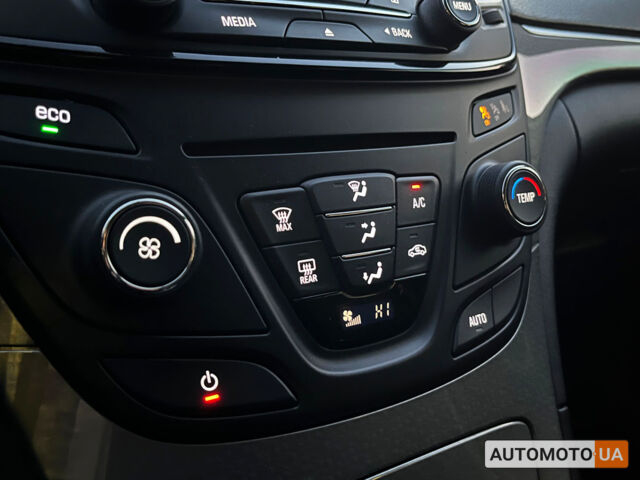 Сірий Опель Інсігнія, об'ємом двигуна 1.6 л та пробігом 208 тис. км за 9800 $, фото 19 на Automoto.ua