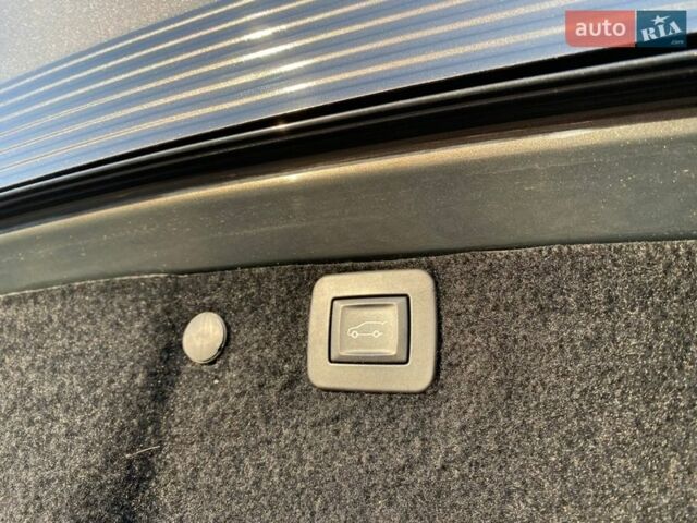 Сірий Опель Інсігнія, об'ємом двигуна 2 л та пробігом 205 тис. км за 13900 $, фото 34 на Automoto.ua