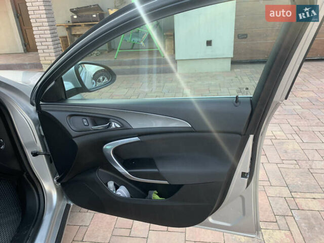 Сірий Опель Інсігнія, об'ємом двигуна 2 л та пробігом 194 тис. км за 10850 $, фото 8 на Automoto.ua