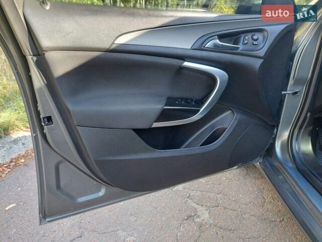 Серый Опель Инсигния, объемом двигателя 1.6 л и пробегом 260 тыс. км за 8500 $, фото 7 на Automoto.ua