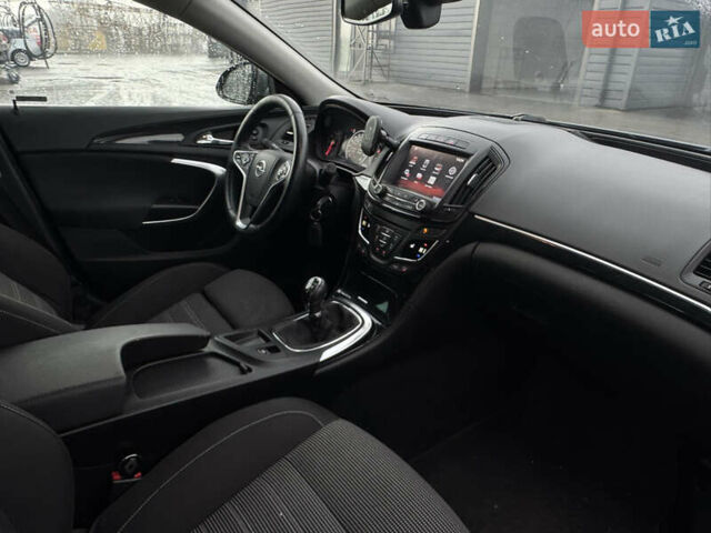 Сірий Опель Інсігнія, об'ємом двигуна 1.6 л та пробігом 258 тис. км за 10899 $, фото 12 на Automoto.ua