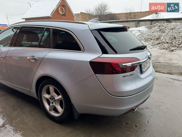 Сірий Опель Інсігнія, об'ємом двигуна 1.96 л та пробігом 176 тис. км за 14100 $, фото 7 на Automoto.ua