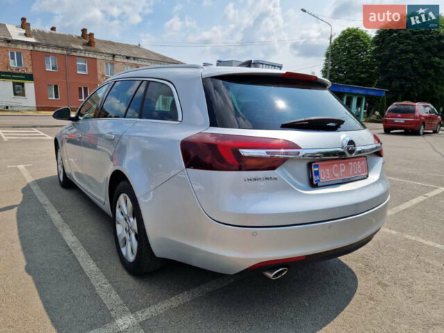 Серый Опель Инсигния, объемом двигателя 2 л и пробегом 208 тыс. км за 12900 $, фото 4 на Automoto.ua