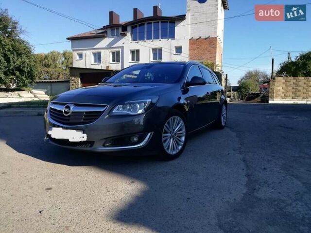 Серый Опель Инсигния, объемом двигателя 1.6 л и пробегом 248 тыс. км за 10999 $, фото 2 на Automoto.ua
