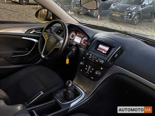 Сірий Опель Інсігнія, об'ємом двигуна 1.6 л та пробігом 208 тис. км за 9800 $, фото 21 на Automoto.ua