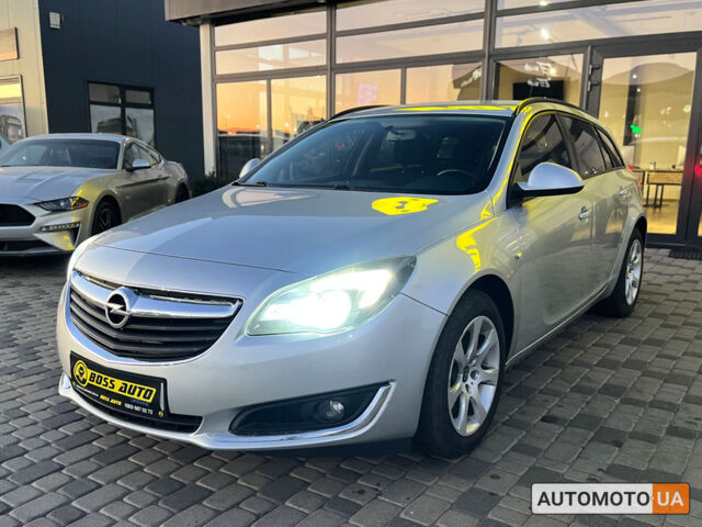 Сірий Опель Інсігнія, об'ємом двигуна 1.6 л та пробігом 208 тис. км за 9800 $, фото 2 на Automoto.ua
