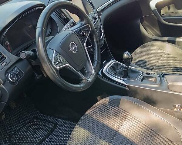 Серый Опель Инсигния, объемом двигателя 1.96 л и пробегом 298 тыс. км за 9799 $, фото 12 на Automoto.ua