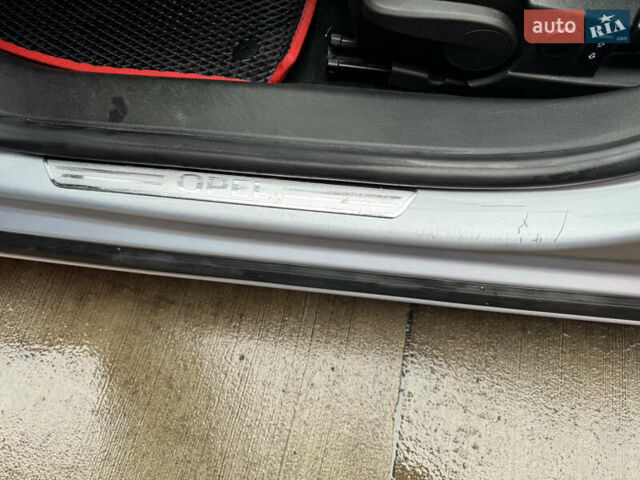 Сірий Опель Інсігнія, об'ємом двигуна 1.96 л та пробігом 176 тис. км за 14100 $, фото 20 на Automoto.ua