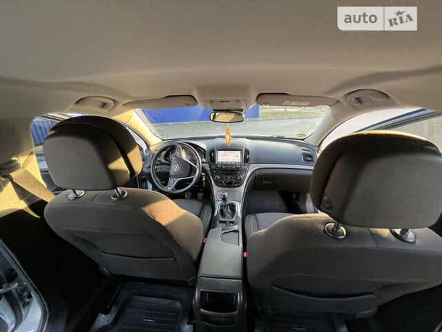 Серый Опель Инсигния, объемом двигателя 1.6 л и пробегом 200 тыс. км за 11800 $, фото 16 на Automoto.ua