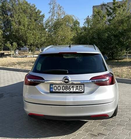 Сірий Опель Інсігнія, об'ємом двигуна 1.6 л та пробігом 198 тис. км за 11250 $, фото 3 на Automoto.ua