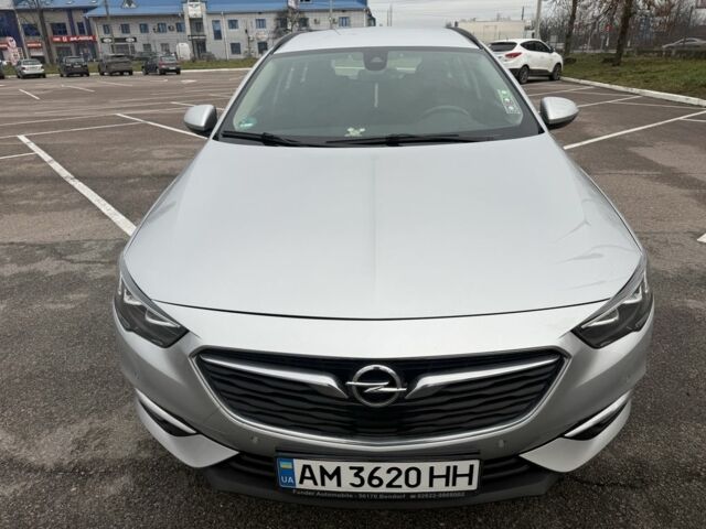 Серый Опель Инсигния, объемом двигателя 2 л и пробегом 213 тыс. км за 14300 $, фото 1 на Automoto.ua