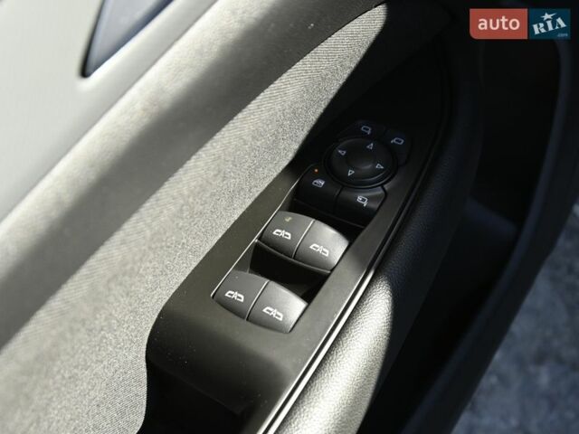 Серый Опель Инсигния, объемом двигателя 1.96 л и пробегом 114 тыс. км за 16800 $, фото 16 на Automoto.ua