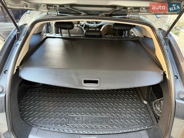 Сірий Опель Інсігнія, об'ємом двигуна 1.6 л та пробігом 255 тис. км за 12950 $, фото 28 на Automoto.ua