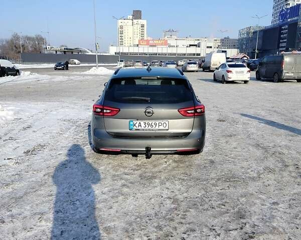 Серый Опель Инсигния, объемом двигателя 1.6 л и пробегом 255 тыс. км за 13400 $, фото 6 на Automoto.ua