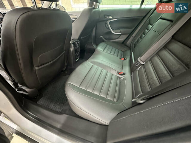 Серый Опель Инсигния, объемом двигателя 2 л и пробегом 202 тыс. км за 12500 $, фото 13 на Automoto.ua