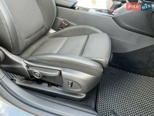 Сірий Опель Інсігнія, об'ємом двигуна 1.6 л та пробігом 255 тис. км за 13700 $, фото 36 на Automoto.ua