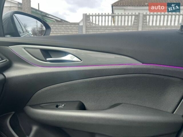 Сірий Опель Інсігнія, об'ємом двигуна 1.6 л та пробігом 255 тис. км за 13700 $, фото 39 на Automoto.ua