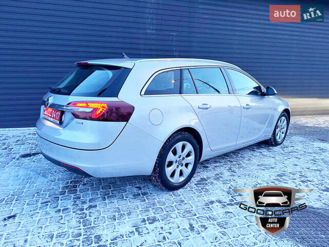 Серый Опель Инсигния, объемом двигателя 1.6 л и пробегом 211 тыс. км за 11500 $, фото 1 на Automoto.ua