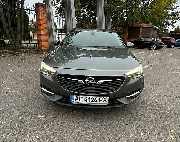 Серый Опель Инсигния, объемом двигателя 2 л и пробегом 209 тыс. км за 13800 $, фото 10 на Automoto.ua