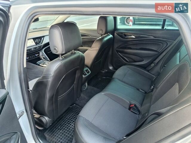 Серый Опель Инсигния, объемом двигателя 1.96 л и пробегом 250 тыс. км за 12200 $, фото 11 на Automoto.ua