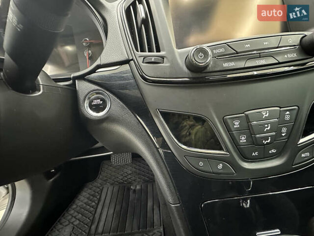 Серый Опель Инсигния, объемом двигателя 2 л и пробегом 202 тыс. км за 12500 $, фото 7 на Automoto.ua