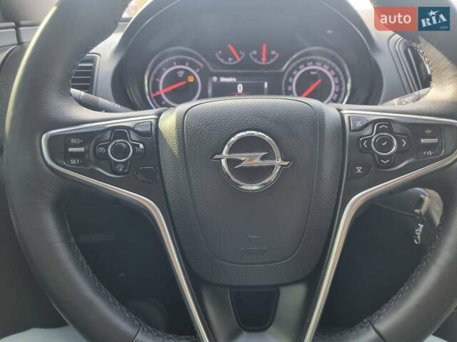 Сірий Опель Інсігнія, об'ємом двигуна 1.6 л та пробігом 284 тис. км за 11000 $, фото 2 на Automoto.ua