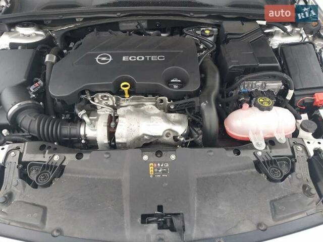 Серый Опель Инсигния, объемом двигателя 1.96 л и пробегом 114 тыс. км за 17300 $, фото 12 на Automoto.ua