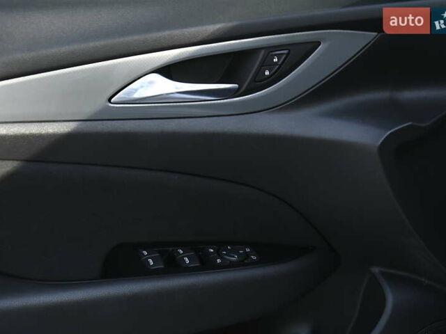 Сірий Опель Інсігнія, об'ємом двигуна 1.96 л та пробігом 114 тис. км за 16800 $, фото 21 на Automoto.ua