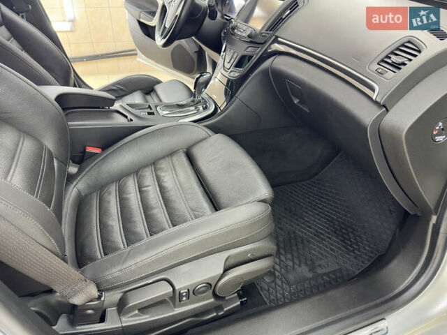 Серый Опель Инсигния, объемом двигателя 2 л и пробегом 202 тыс. км за 12500 $, фото 21 на Automoto.ua