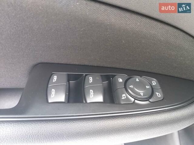 Серый Опель Инсигния, объемом двигателя 1.96 л и пробегом 114 тыс. км за 17300 $, фото 18 на Automoto.ua