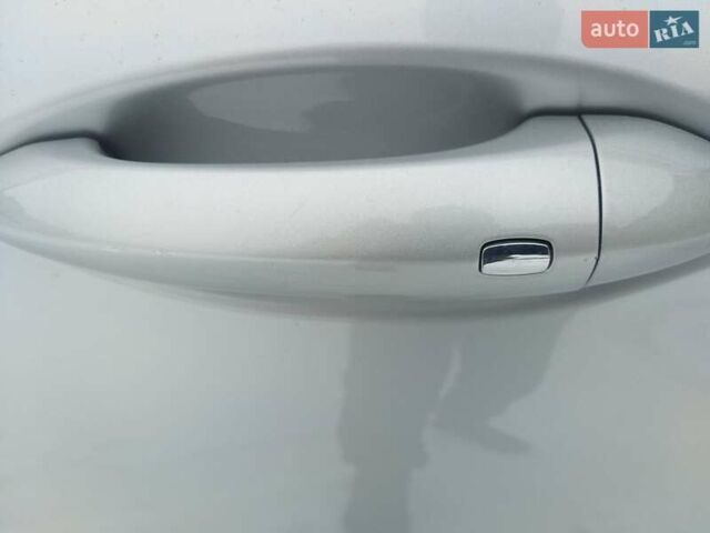 Серый Опель Инсигния, объемом двигателя 1.96 л и пробегом 114 тыс. км за 17300 $, фото 6 на Automoto.ua