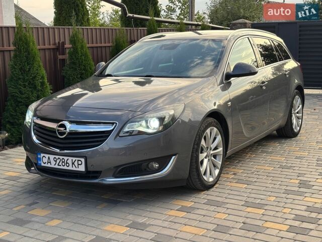 Сірий Опель Інсігнія, об'ємом двигуна 1.96 л та пробігом 226 тис. км за 13499 $, фото 4 на Automoto.ua