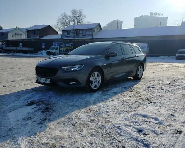 Серый Опель Инсигния, объемом двигателя 1.6 л и пробегом 255 тыс. км за 13400 $, фото 1 на Automoto.ua