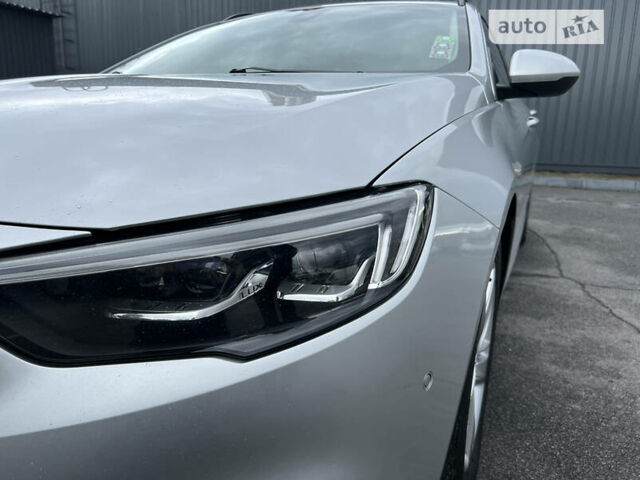 Серый Опель Инсигния, объемом двигателя 2 л и пробегом 190 тыс. км за 17500 $, фото 8 на Automoto.ua