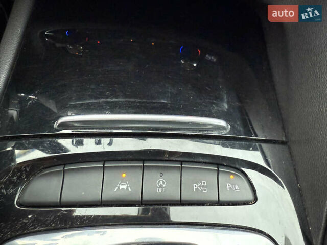 Серый Опель Инсигния, объемом двигателя 2 л и пробегом 213 тыс. км за 13900 $, фото 18 на Automoto.ua